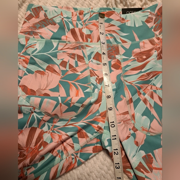 Ocean + Coast Leggings - Picture 8 of 10